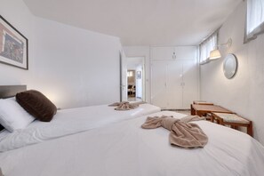 2 Schlafzimmer, Zimmersafe, Bügeleisen/Bügelbrett, kostenloses WLAN