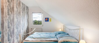 Appartement 'Am Bahnhof' avec vue sur la montagne, balcon et Wi-Fi