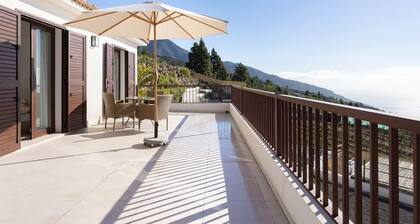 Finca Villa La Palmera, infinite views