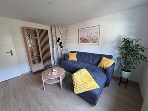 Living area - Vacation apartment Schönwald Upper Franconia Nature and porcelain (Schönwald)