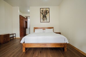 Villa, 5 Bedrooms | Free WiFi, bed sheets - Oemah Anggraini Jogja (Kalasan)