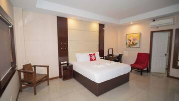 Desk, iron/ironing board, free WiFi, bed sheets