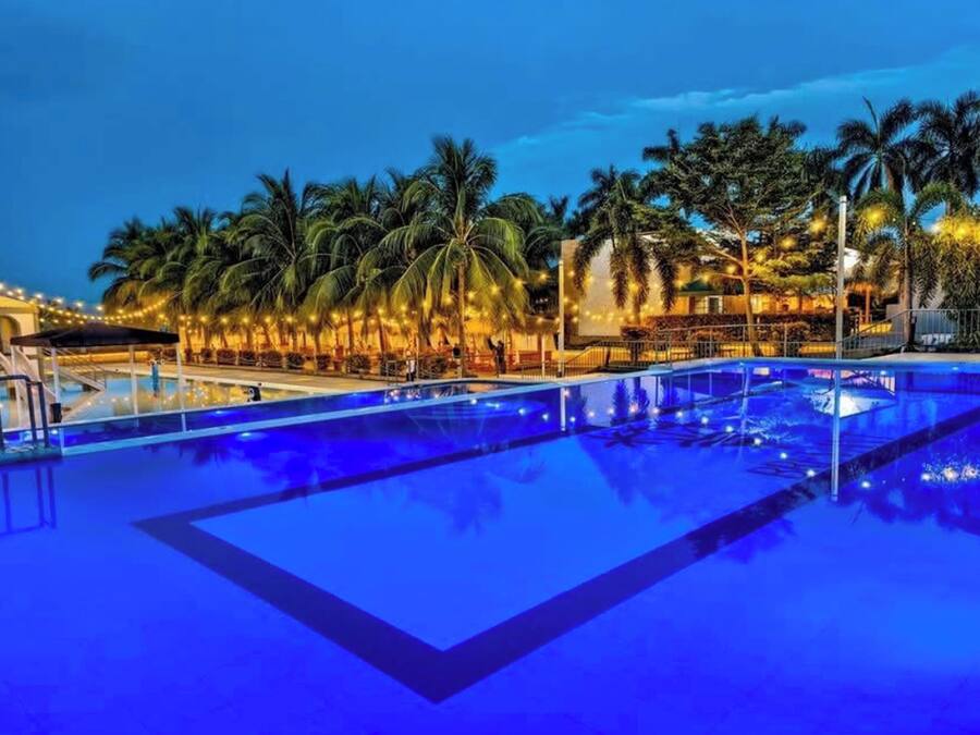 Piscine extérieure