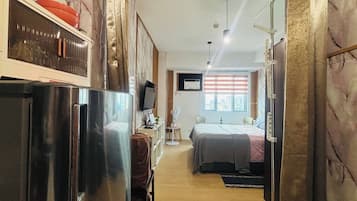 Desk, iron/ironing board, free WiFi, bed sheets