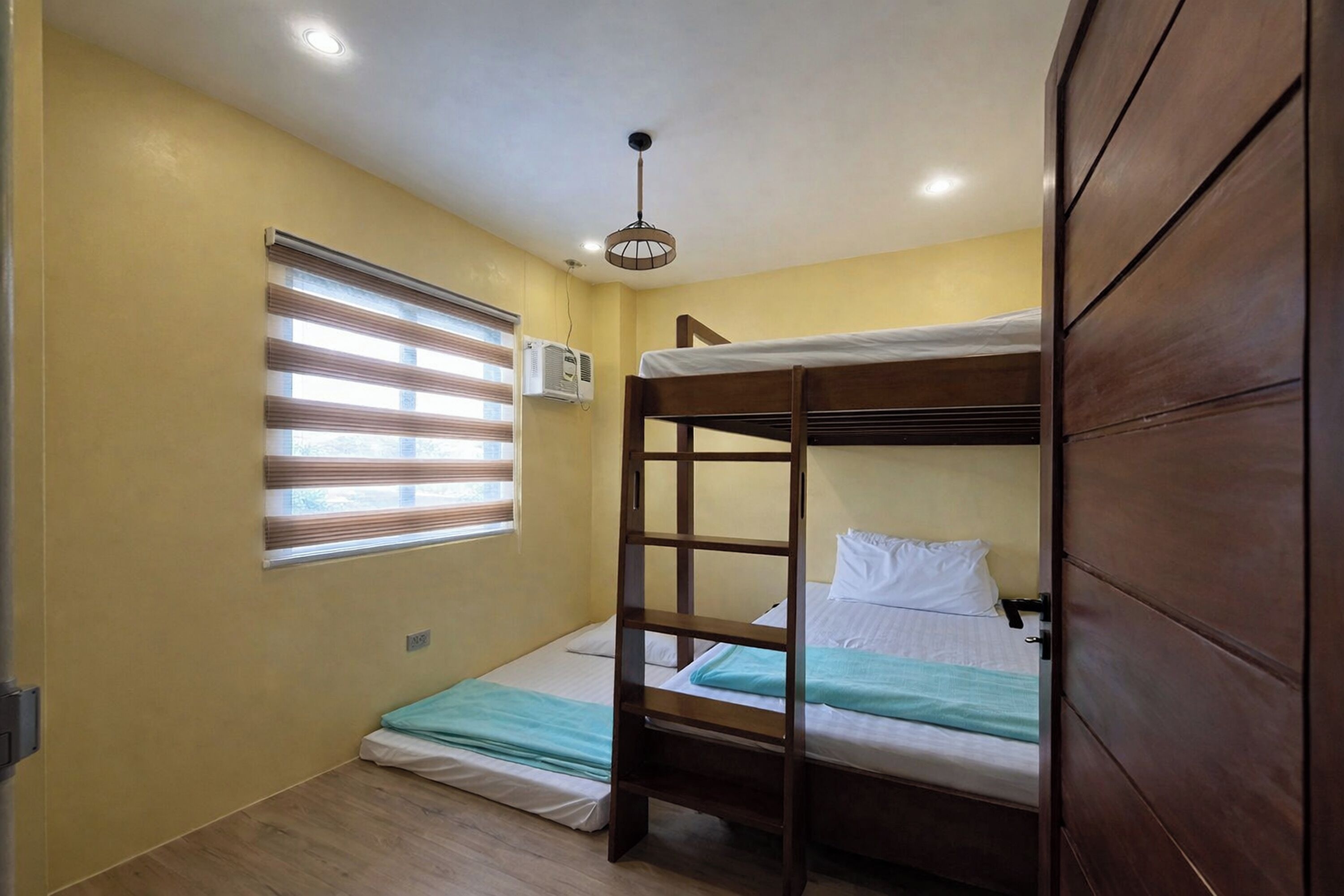 Quarto família, 2 quartos, vista para o mar