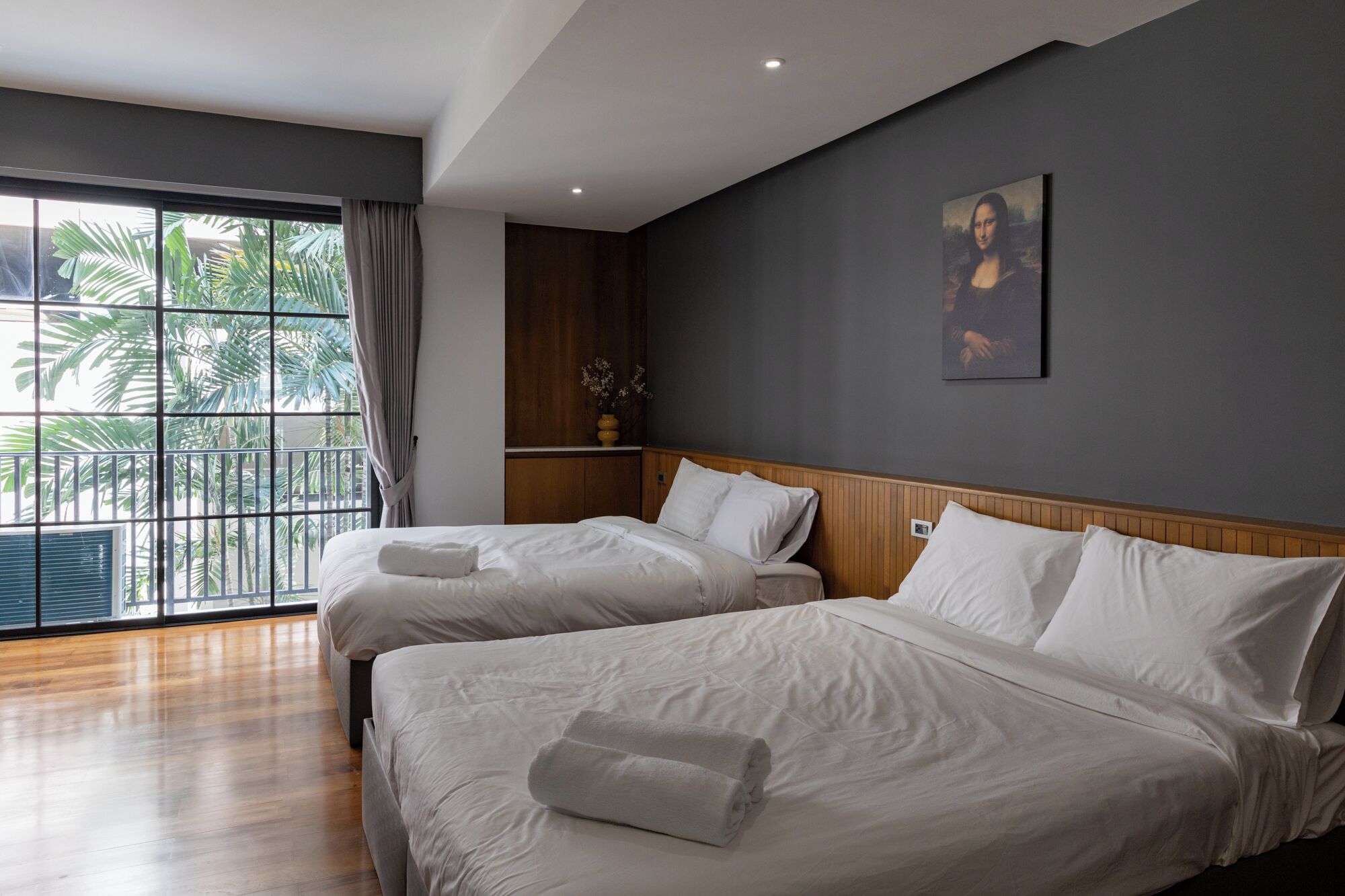 Deluxe Quadruple Room