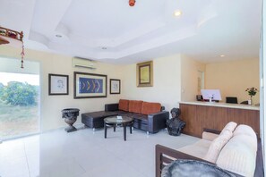 Interior - The Room Suphanburi (Suphan Buri)