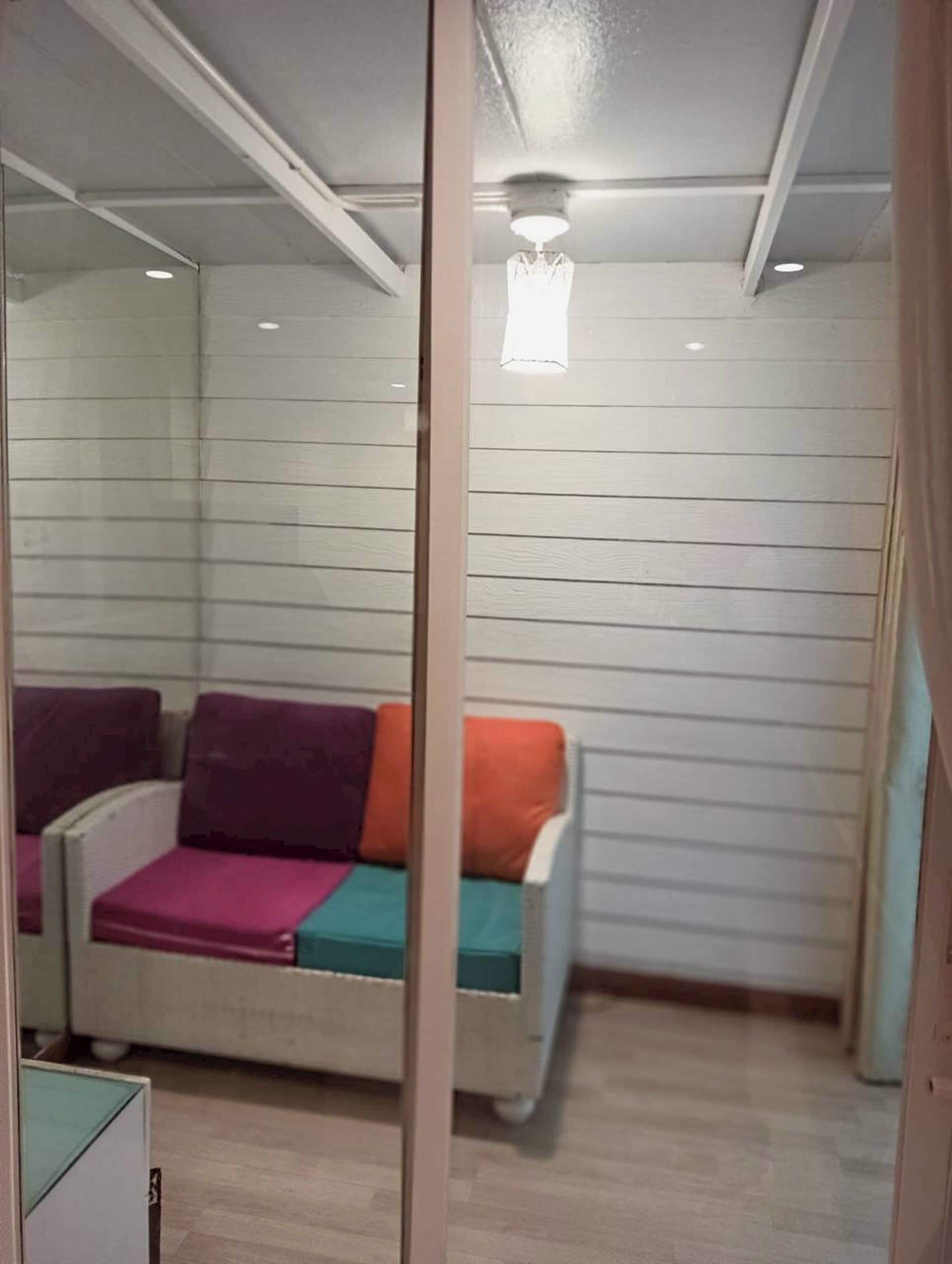 Deluxe Room, 1 King Bed | Desk, iron/ironing board, free WiFi, bed sheets