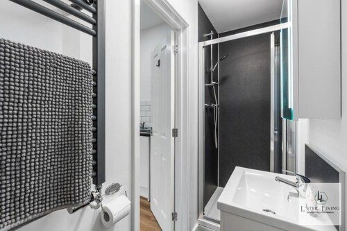 Top Hat - 1 Bed Apartment