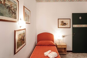 Triple Room - RISTORANTE TRADATE CON ALLOGGIO SNC (Tradate)