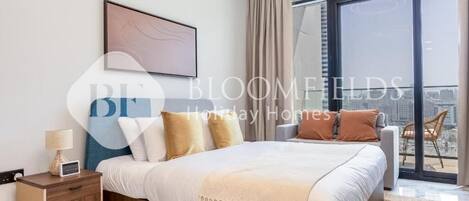 Apartment, Balcony, Canal View