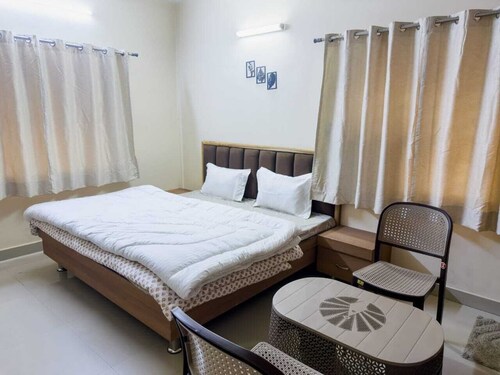 Nirvana Homestay,

located in the serene and prestigious high end Dampier Nagar.