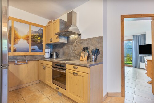 Apartment 'Schladming Planai Mitte' with Mountain View, Private Terrace and Wi-Fi