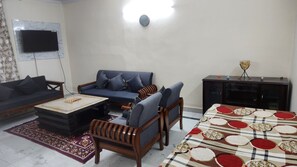 Interior - Sukoon 2BHK| Near Metro Station in Lajpat Nagar Amar Colony Free Parking (New Delhi)