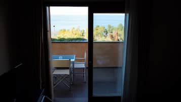 Vierbettzimmer, Meerblick | Innenbereich