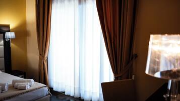 In-room safe, desk, laptop workspace, blackout drapes