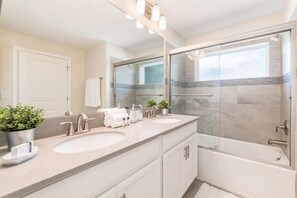 Hair dryer, towels - Chic, Spacious with Private Pool, Ideal Location (Four Corners)