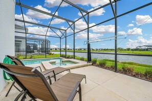Property grounds - Luxury Storey Lake Retreat - Spacious, Disney-Near (Kissimmee)