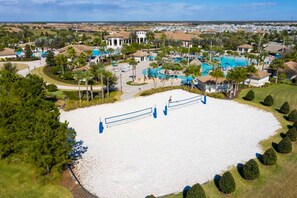 Pool - Super nice and spacious 9BDR home (Four Corners)
