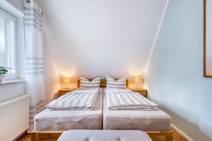 2 bedrooms, WiFi, bed sheets