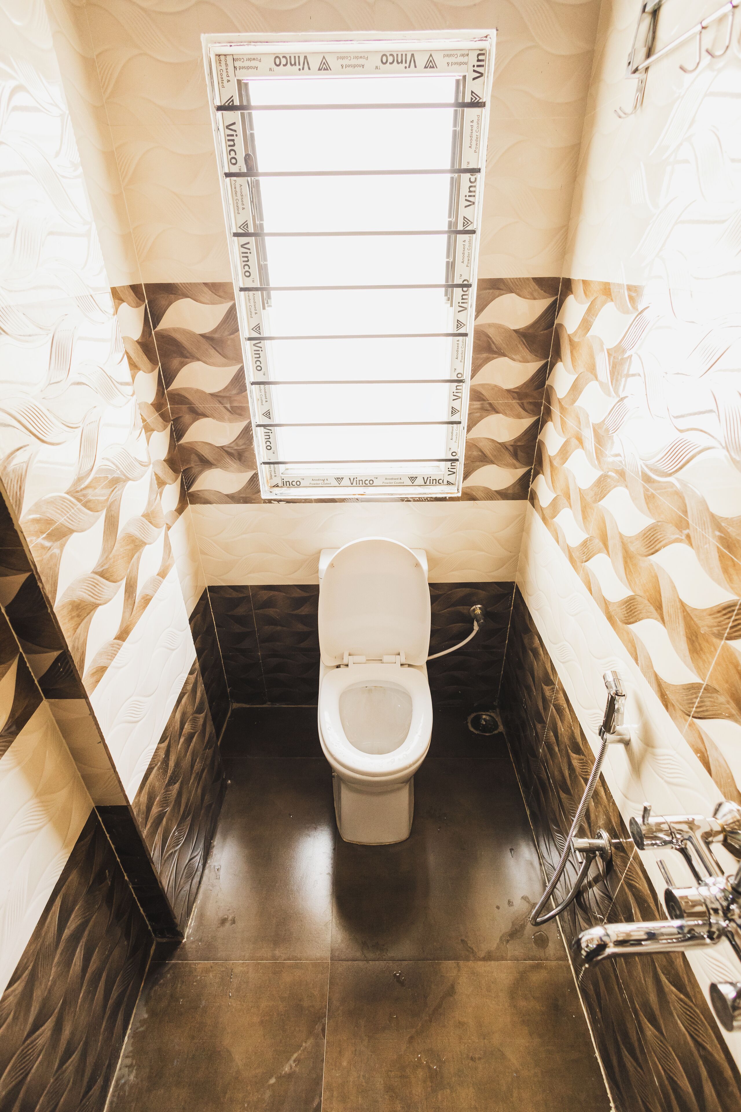 Deluxe Quadruple Room, City View | Bathroom | Shower, towels, soap, shampoo