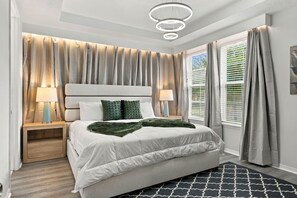 Room - Private Pool Oasis, Solara Resort,  Stylish Decor (Four Corners)