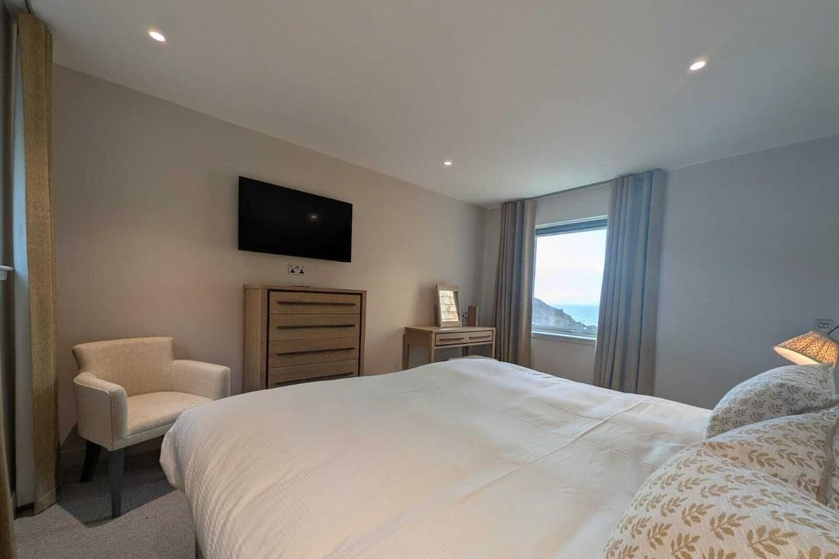 Luxury Cabin, Sea View