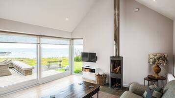 Casa de campo familiar, vista al mar | Área de sala de estar