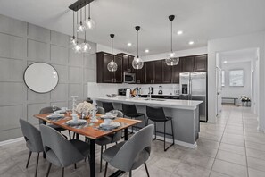 Dining - Beautiful & Spacious 3-Bed Condo,Champions Gate (Four Corners)