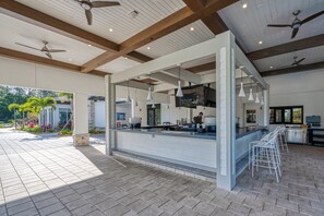 Bar (on property) - Modern Clean Design, Near Disney, Top Resort (Kissimmee)