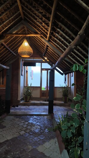 Front of property - APAO VILLAGE & RESORT LODGE (Dar es Salaam)