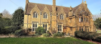 King Ina's Palace