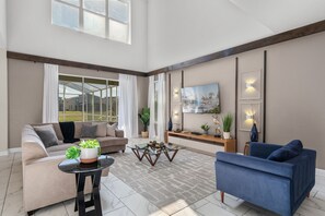 TV, offices - Chic 5Bed Home close to Disney parks (Four Corners)