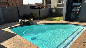 Unclassified image, 5 of 24, button - Gorgeous 4-bedroom house in Meyersdal peaceful   neighborhood (Alberton)
