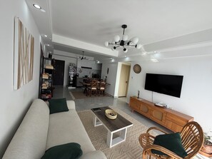 Smart TV - 1 Bedroom for rent in Westlands, Nairobi (Nairobi)
