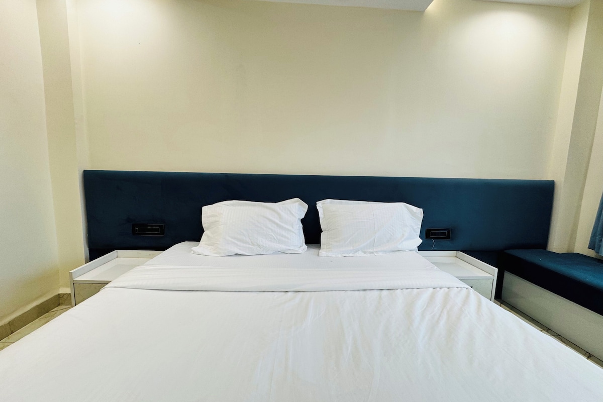 Deluxe Double Room | Memory-foam beds, free WiFi