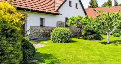 Wonderful private villa for 4 guests with WIFI, TV and pets allowed