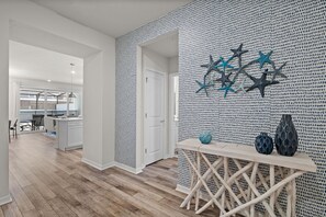 Interior - Cozy 5BR Home with Pool & Fun Themed Rooms (Four Corners)