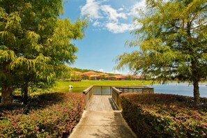 Property grounds - Lake View and Private Pool 4BR at Bella Vida (Kissimmee)