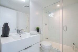 Suite Deluxe, balcon, vue ville | Salle de bain