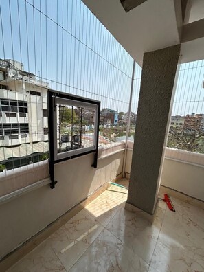 Balcony - Urban Lake Stay (Varanasi)