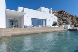 Pool - Villa Paschalia,Sea View, Pool, Gym, Sleeps 10 (Δημοτική Κοινότητα Μυκονίων)