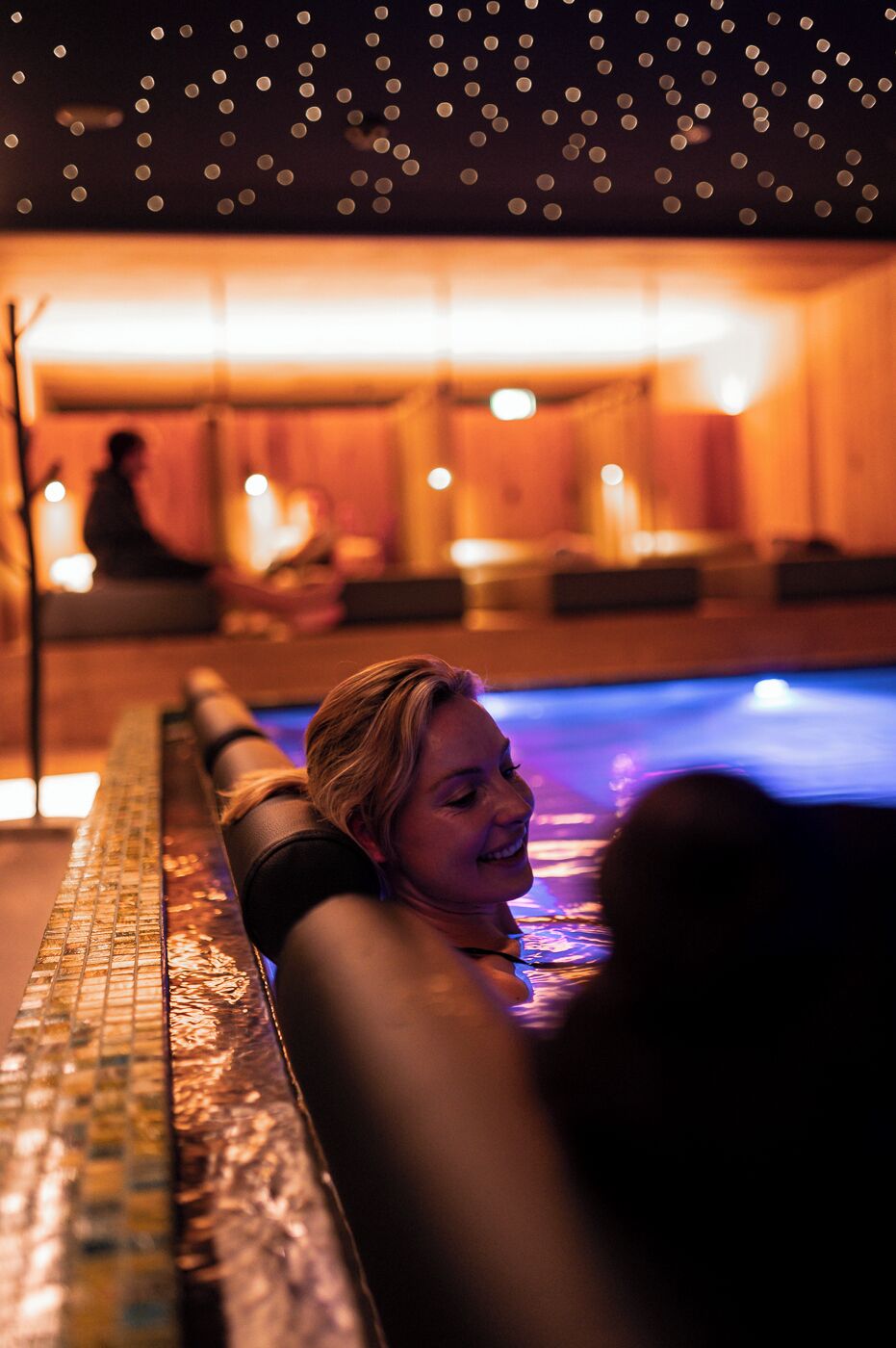 Sauna, Whirlpool, Dampfbad, Massageanwendungen