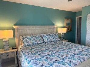 Desk, iron/ironing board, free WiFi, bed sheets - Beach   Pool Open  Beachfront Penthouse  Chairs  Wifi (Siesta Key)