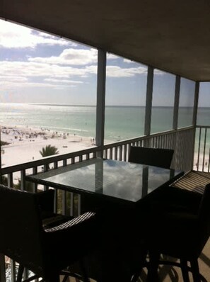Outdoor dining - Beach   Pool Open  Beachfront Penthouse  Chairs  Wifi (Siesta Key)