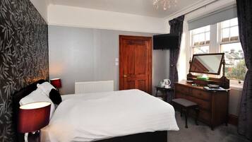 Deluxe Double Room, Garden View