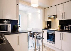 Private kitchen - Student Only Bronze Ensuite Lower Level Highbury (Greater London)