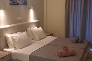 2 bedrooms, iron/ironing board - villa kavourakia Apartment - Sea View (4CRX+VJ Skiathos, Greece)