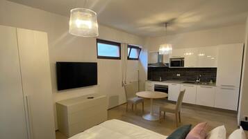 1 camera, Wi-Fi, lenzuola