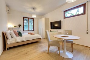 1 Schlafzimmer, WLAN, Bettwäsche